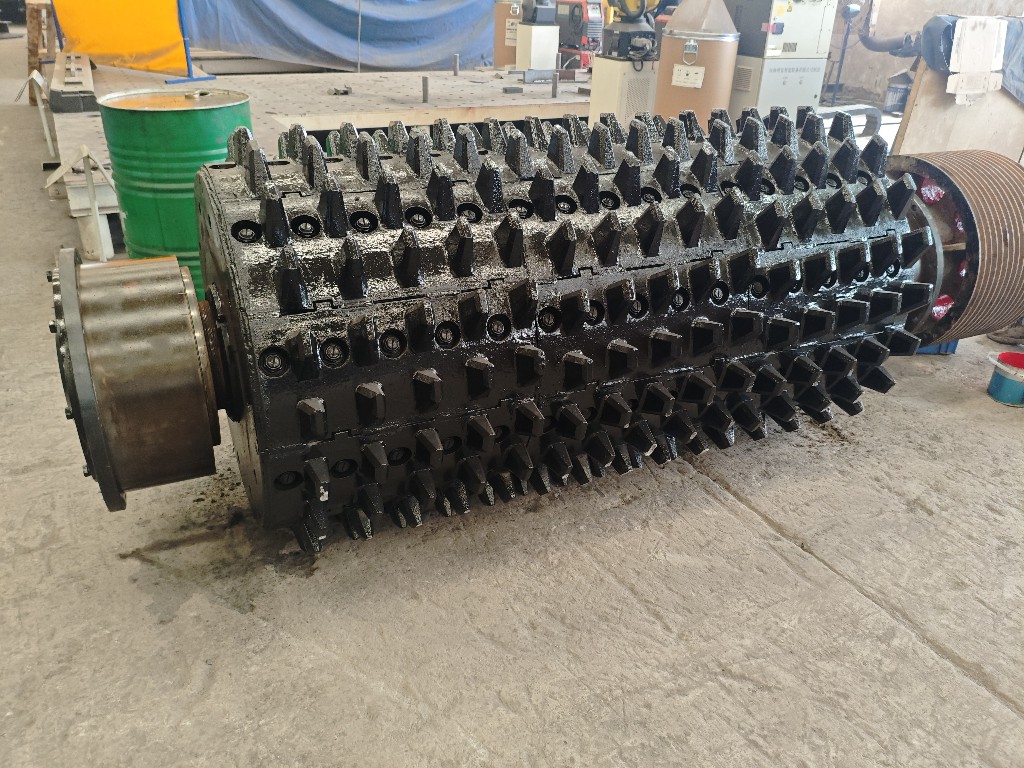 Secondary Teeth Roller Assembly
